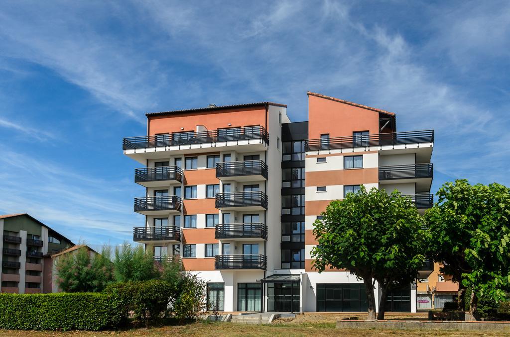 Le Wasconia Appart'Hotel Дакс Екстериор снимка