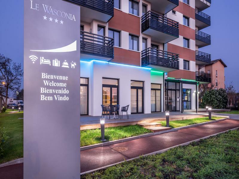 Le Wasconia Appart'Hotel Дакс Екстериор снимка