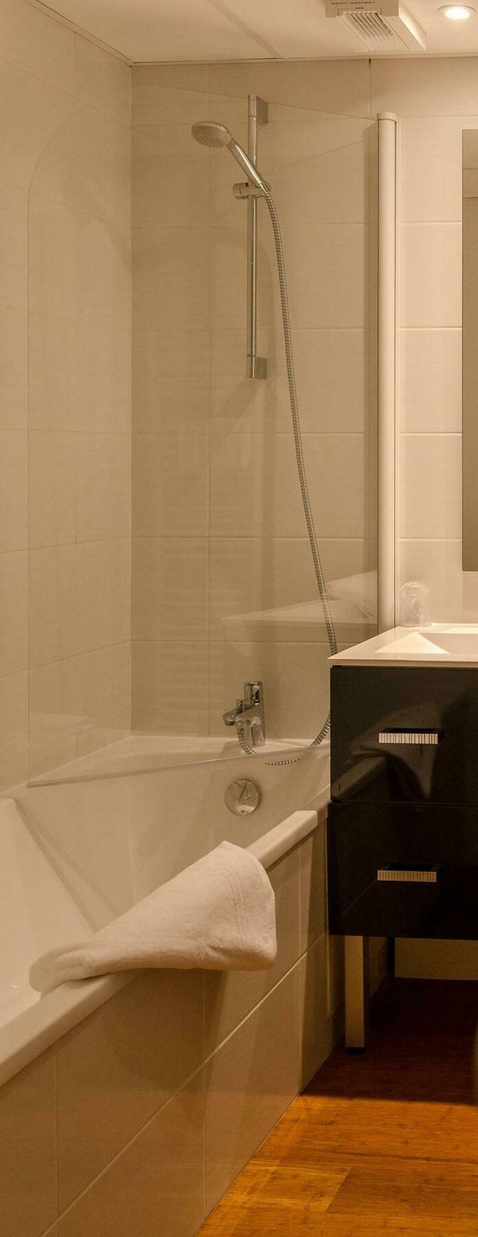 Le Wasconia Appart'Hotel Дакс Екстериор снимка