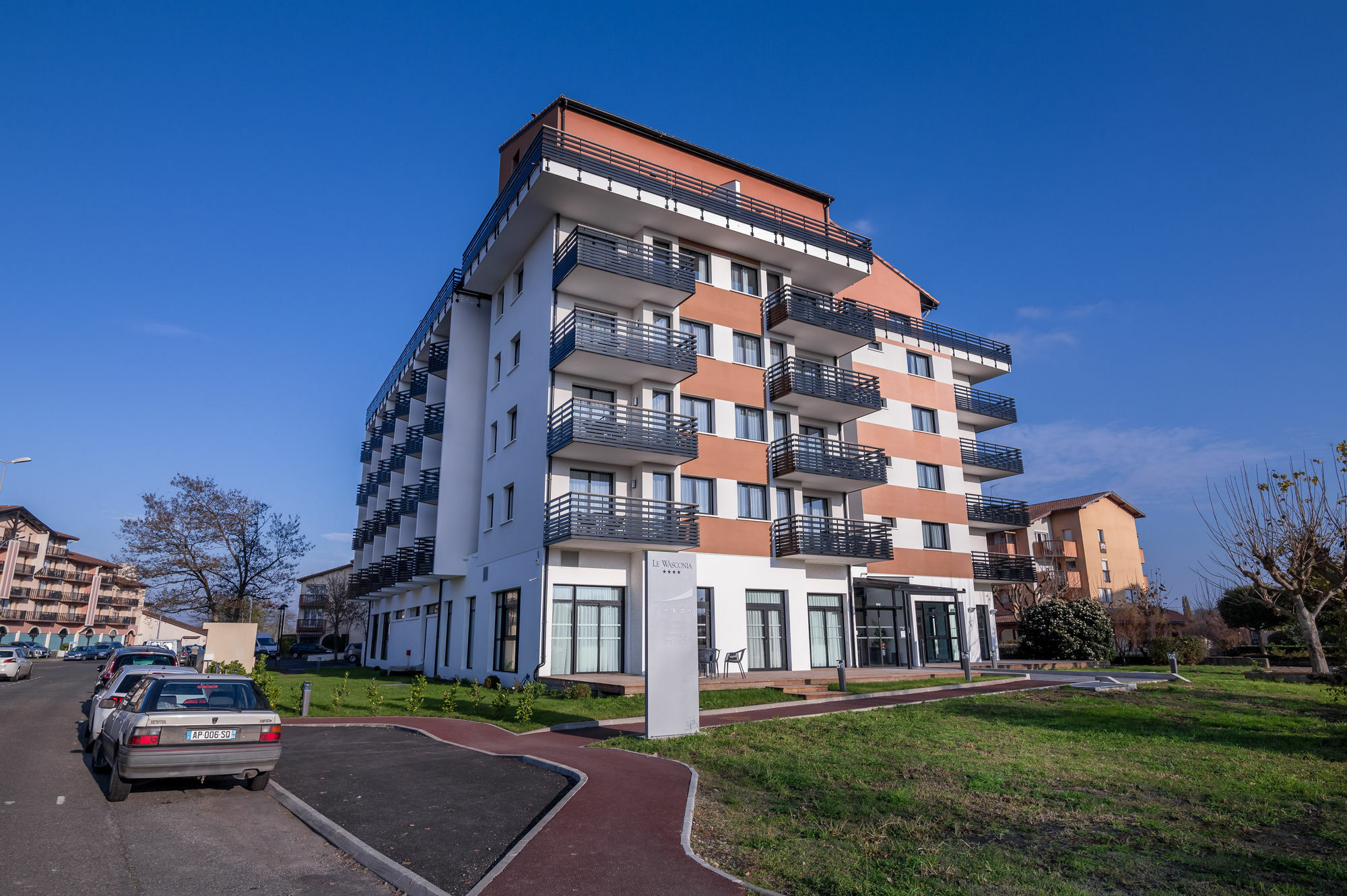 Le Wasconia Appart'Hotel Дакс Екстериор снимка